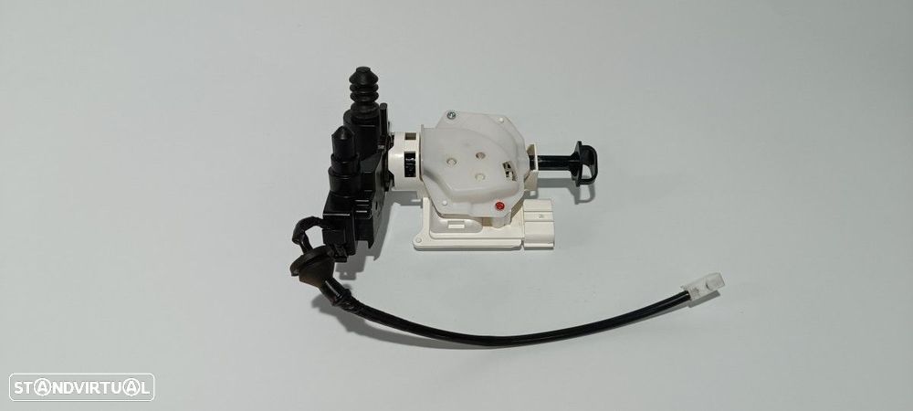 MOTOR FECHO CENTRAL TRASEIRO DIREITO MITSUBISHI OUTLANDER (GF0) PHEV KAITEKI 4WD - 4