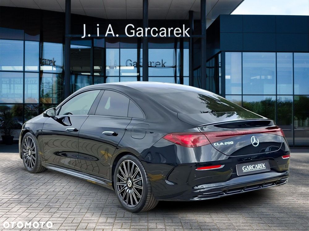 Mercedes-Benz CLA - 4