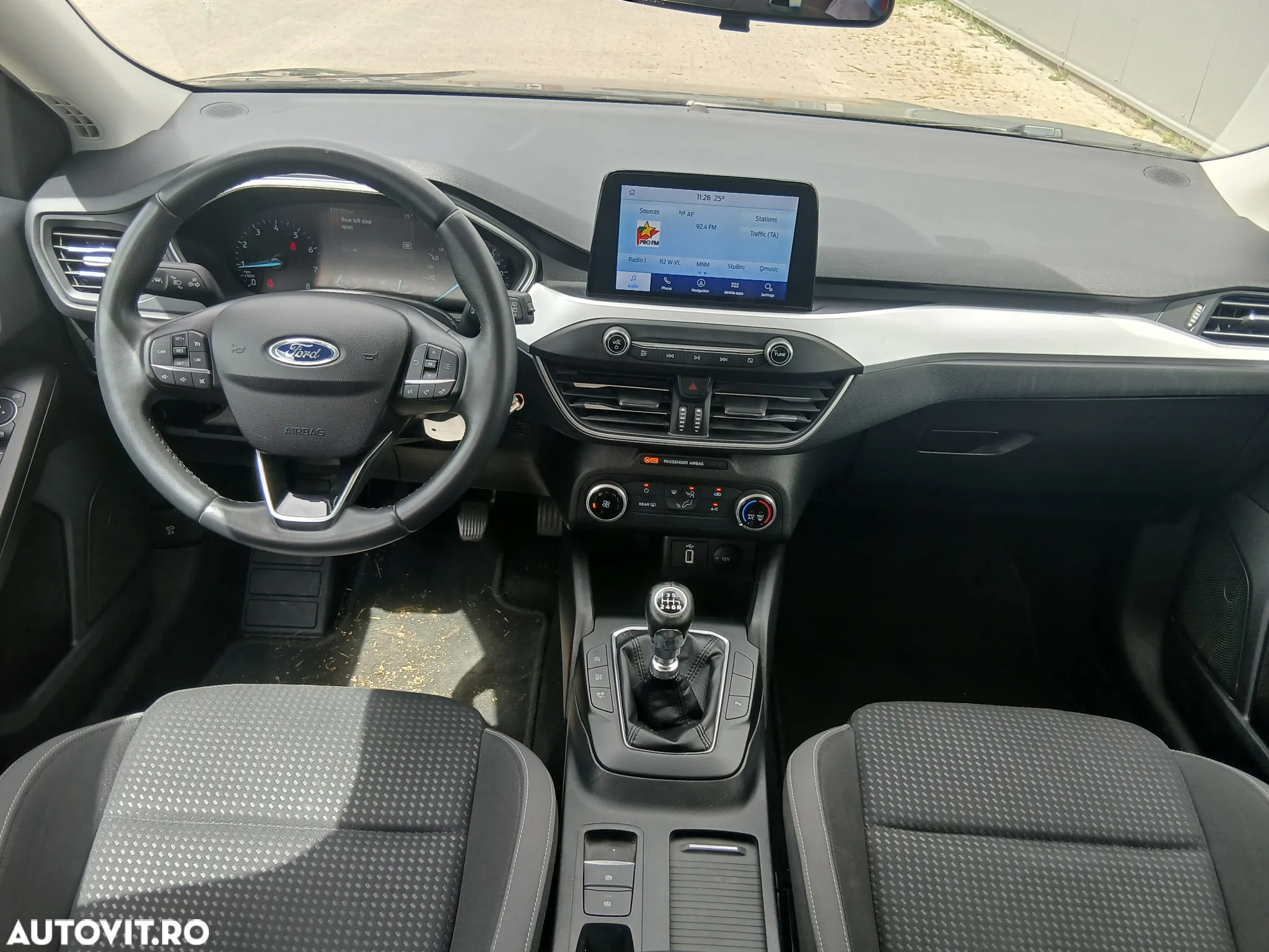 Ford Focus 1.0 EcoBoost Start-Stopp-System COOL&CONNECT - 6
