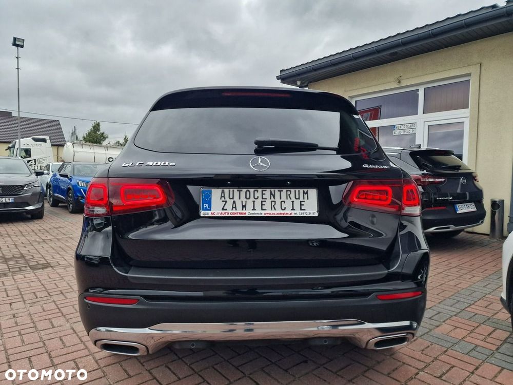Mercedes-Benz GLC 300 e PHEV 4-Matic Avantgarde - 7