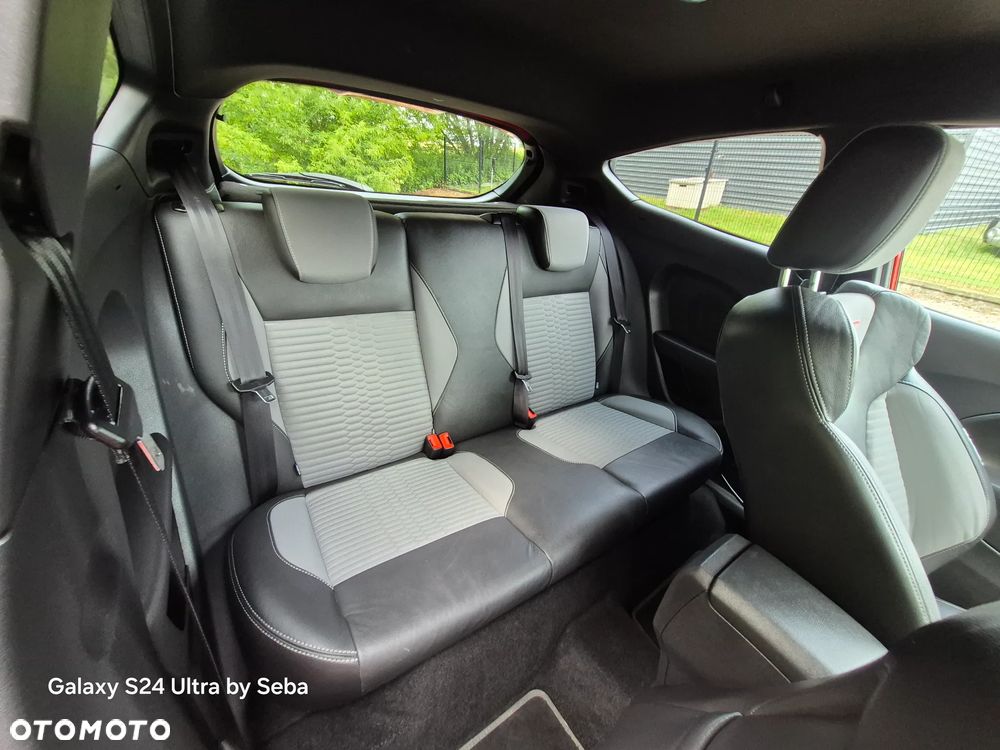 Ford Fiesta 1.6 EcoBoost mit Leder-Sport-Paket ST - 23