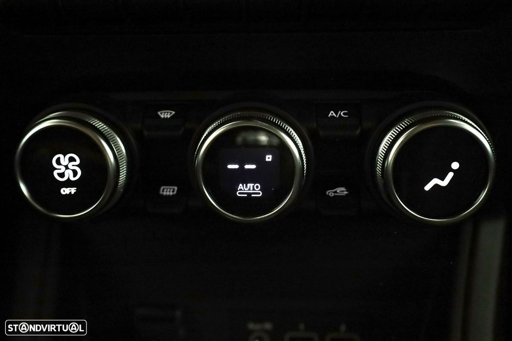 Renault Captur 1.0 TCe Techno Bi-Fuel - 13