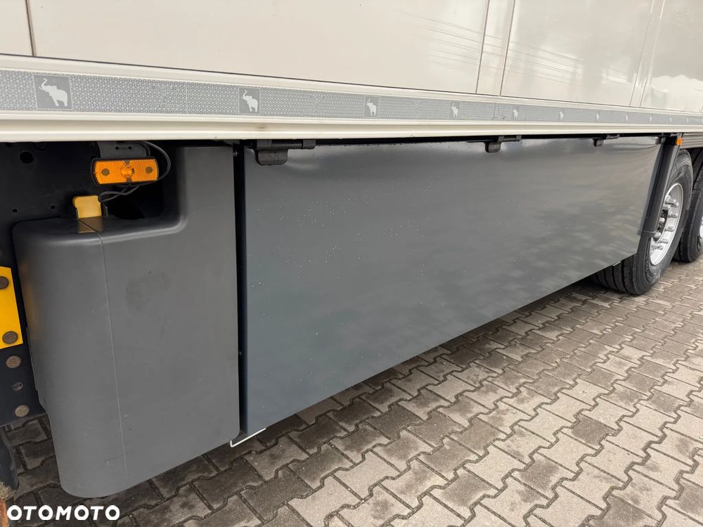 Schmitz Cargobull Chłodnia,Doppelstock, Carrier Vector 1550, Winda ZEPRO - 23