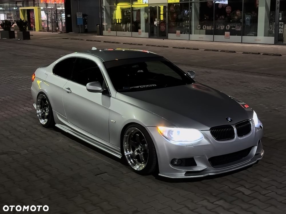 BMW Seria 3 330d M Sport Edition - 1