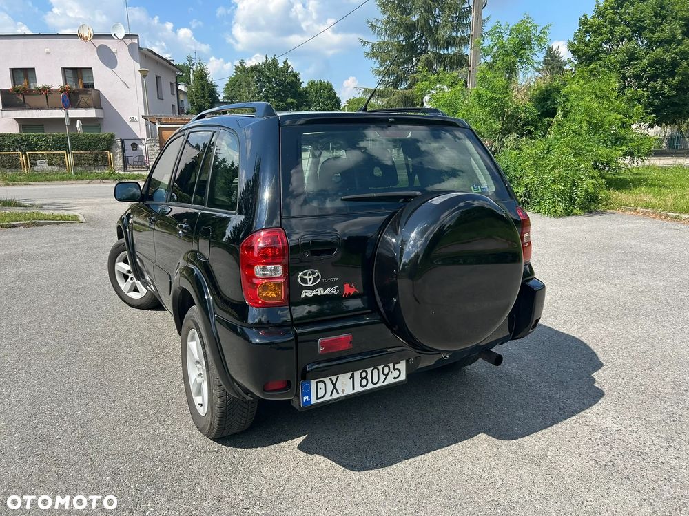 Toyota RAV4 2.0 D-4D 4x4 - 11