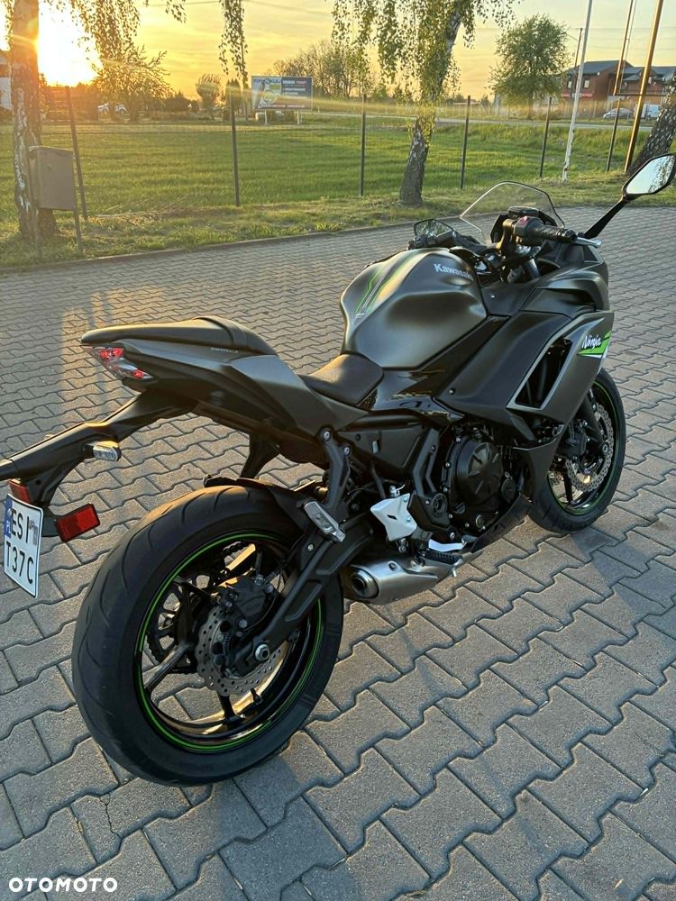 Kawasaki Ninja - 4