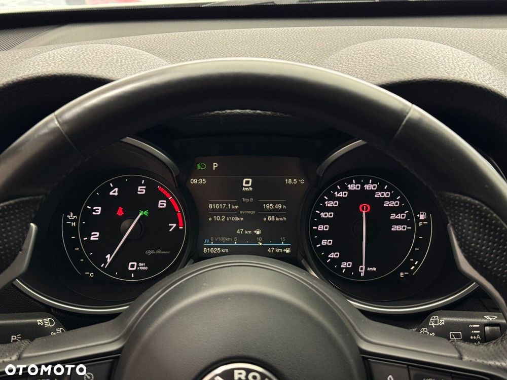 Alfa Romeo Stelvio 2.0 Turbo Sprint Q4 - 16