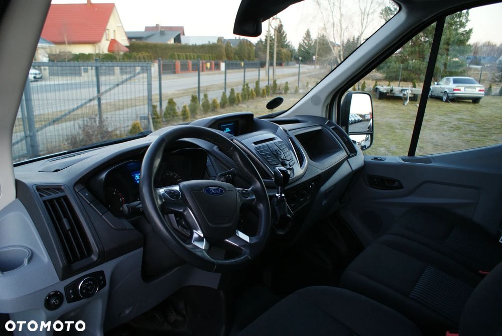 Ford Transit - 9