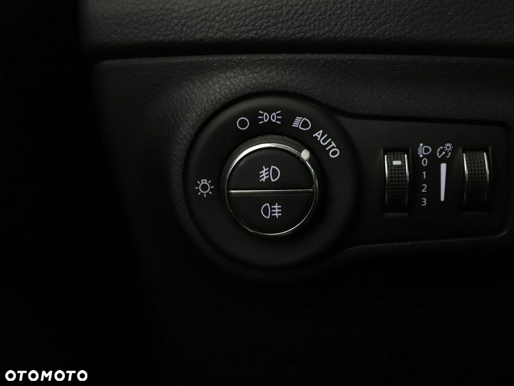 Jeep Compass 1.4 TMair Longitude FWD S&S - 32