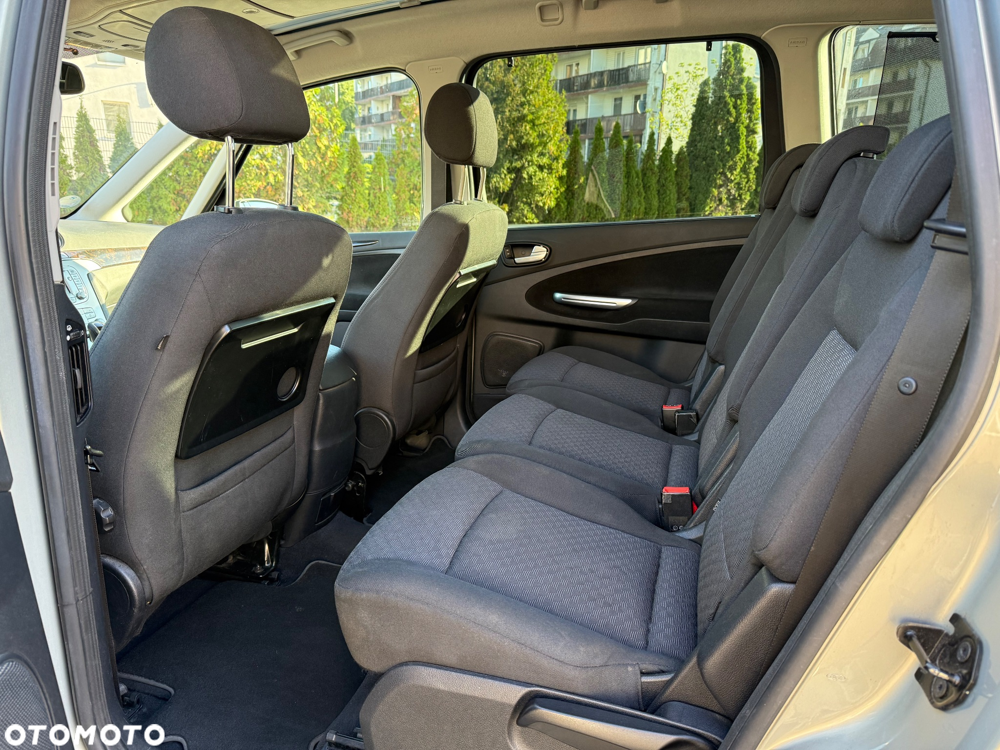 Ford Galaxy 2.3 Ghia - 28