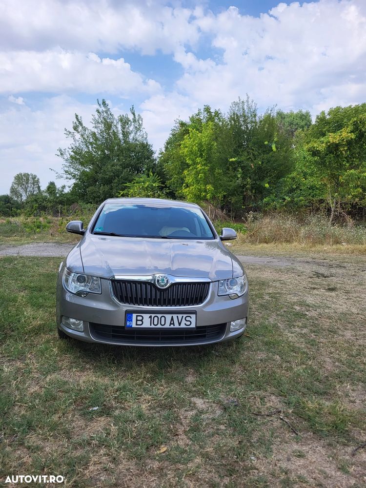 Skoda Superb 2.0 TDI Comfort DSG - 12