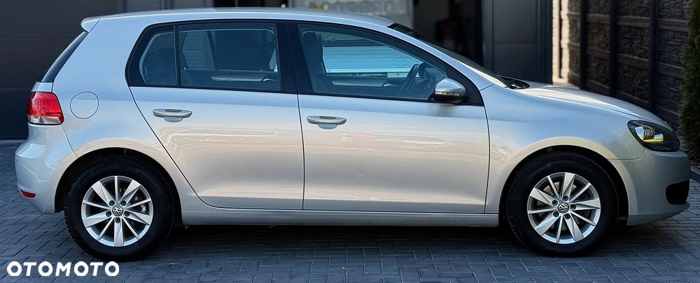Volkswagen Golf - 5