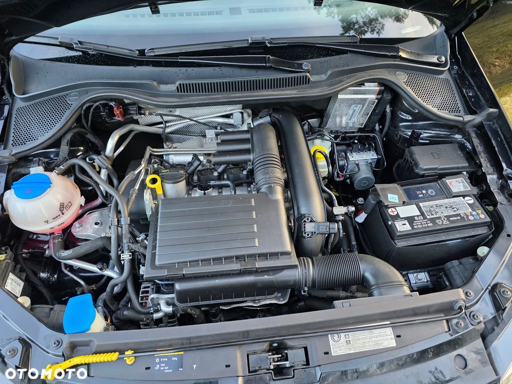 Volkswagen Polo 1.2 TSI Blue Motion Technology FRESH - 32