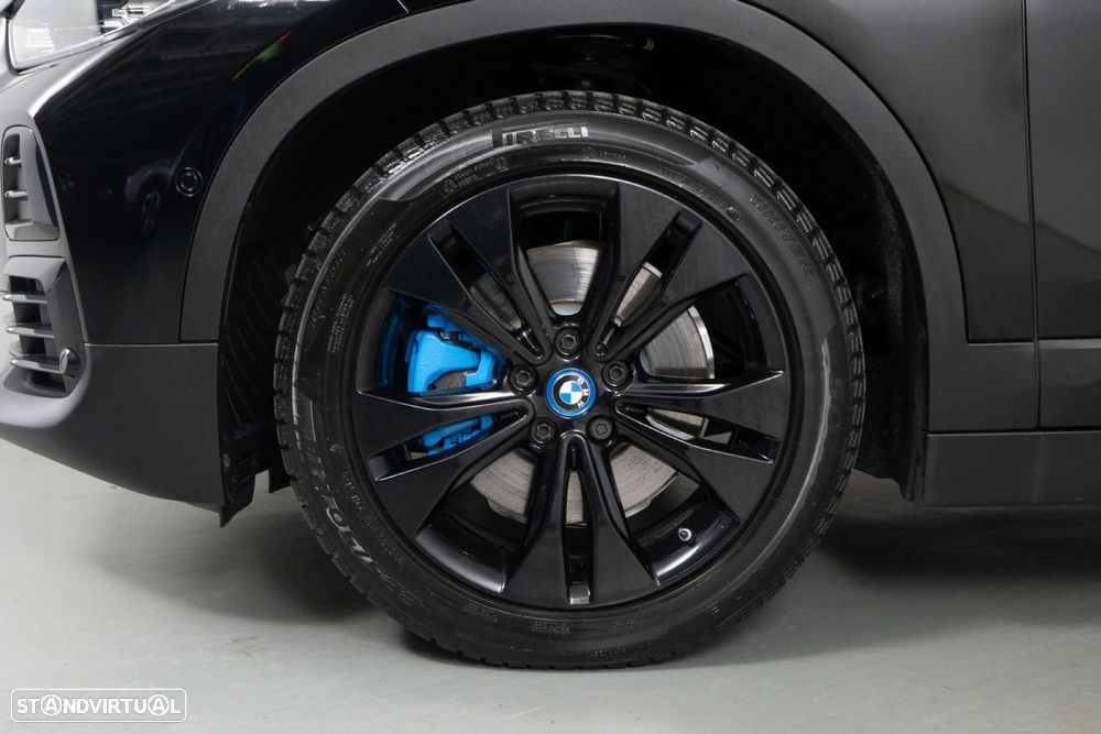 BMW X2 25 e xDrive GoldPlay - 21