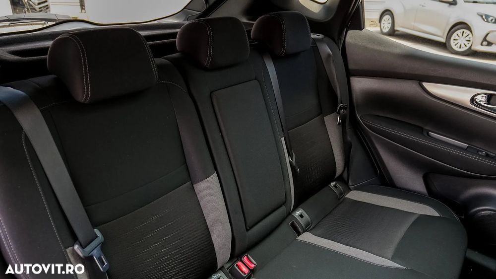 Nissan Qashqai 1.6 dCi DPF tekna - 28