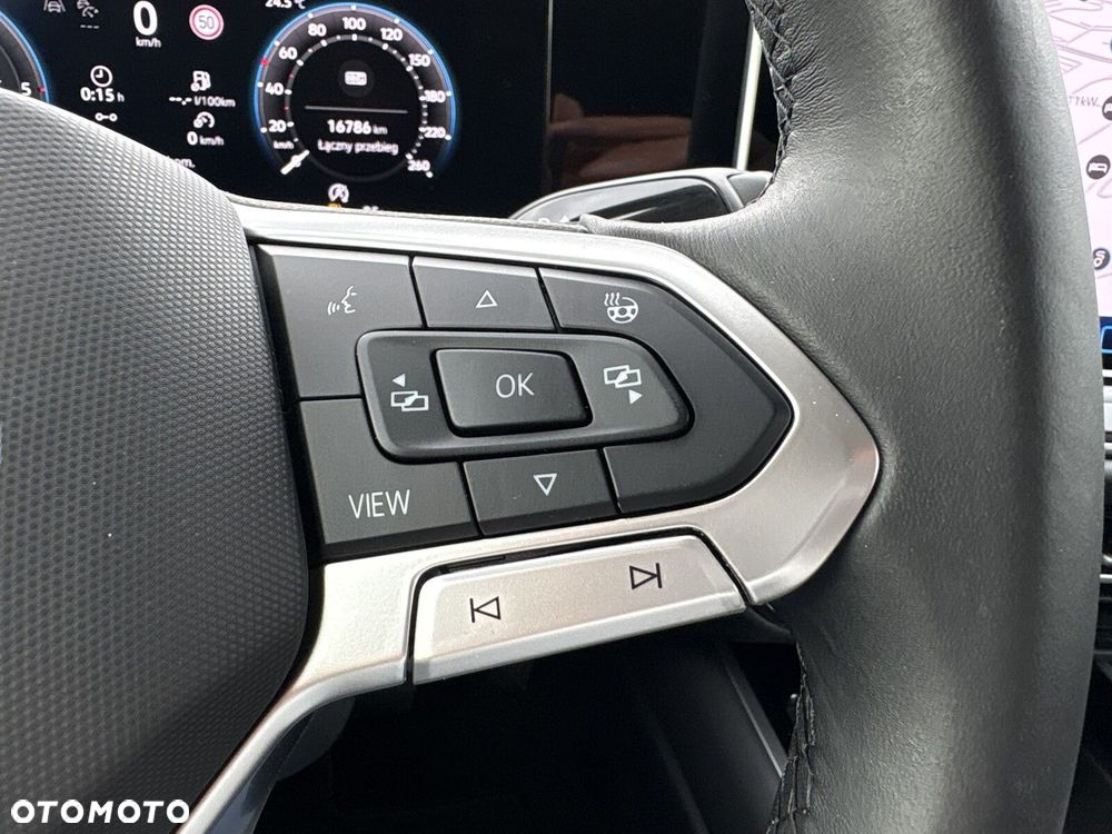 Volkswagen Passat - 18