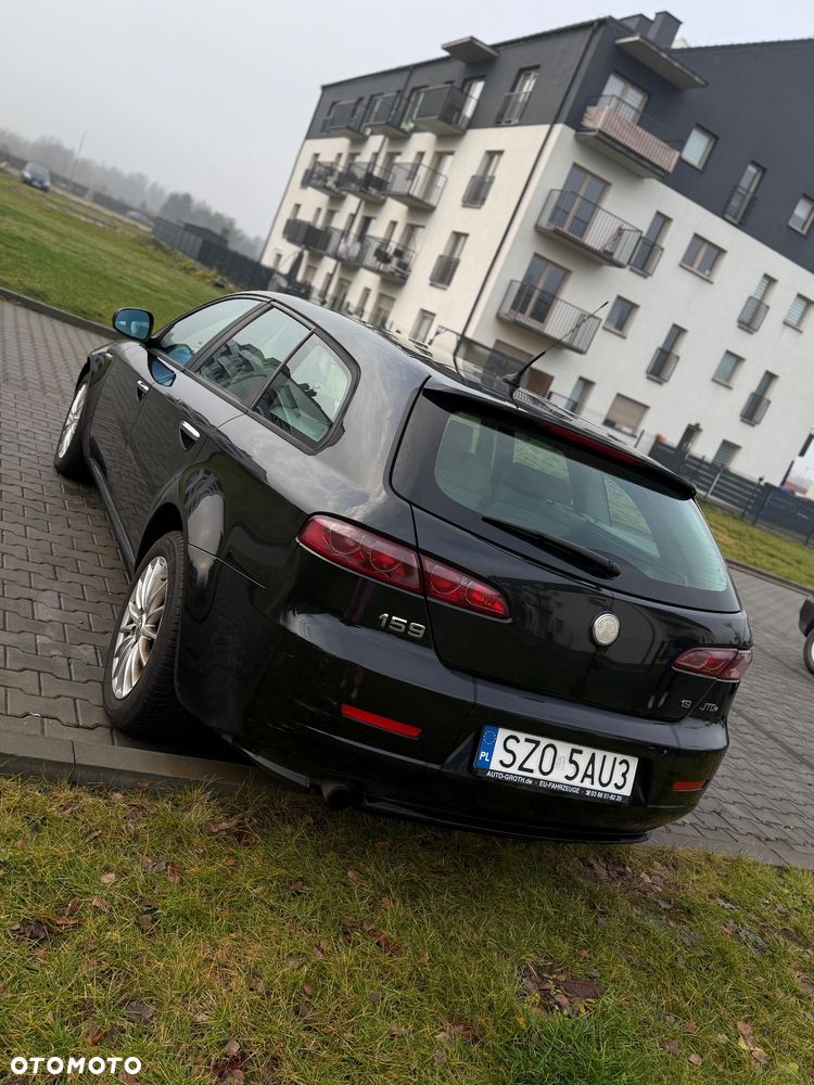Alfa Romeo 159 1.9 JTDM 8V DPF - 7