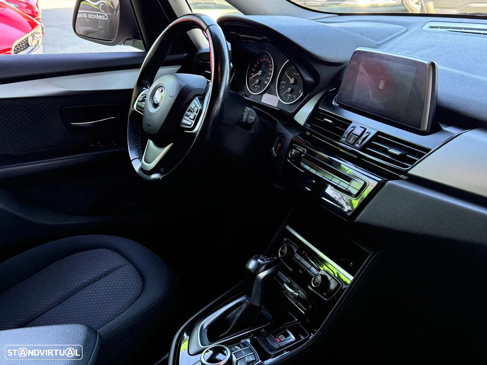 BMW 216 Active Tourer d Aut. Advantage - 25