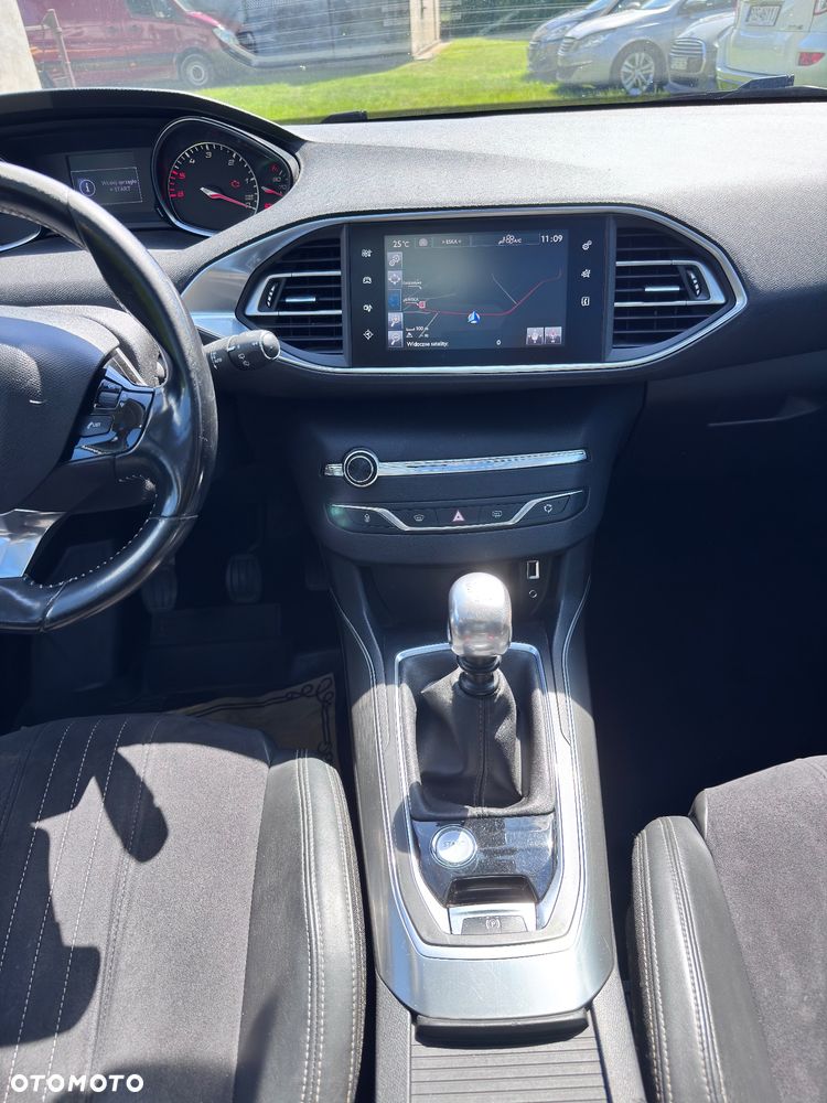 Peugeot 308 e-HDi 115 Stop & Start Allure - 13