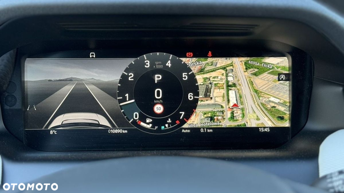 Land Rover Discovery Sport - 10