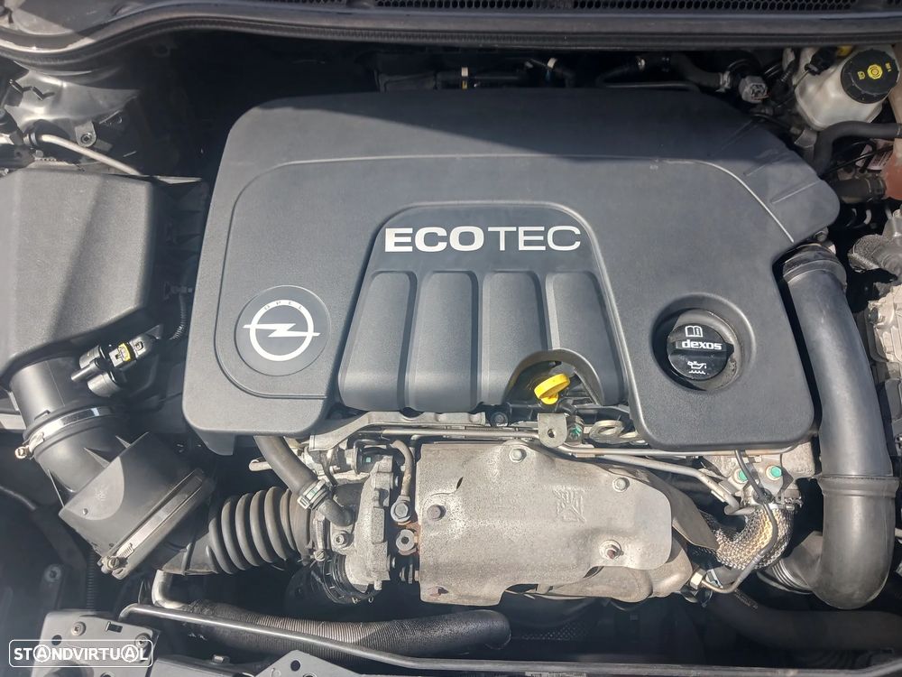 Opel Astra Sports Tourer 1.6 CDTi Executive S/S - 11