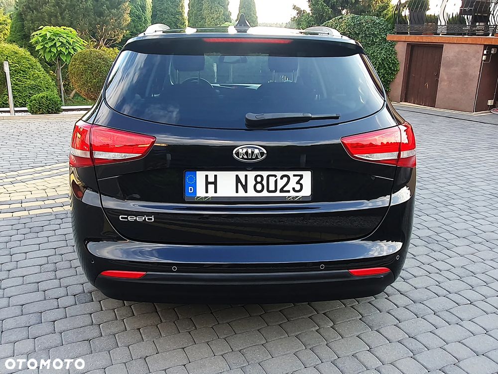 Kia Ceed 1.6 GDI Platinum Edition - 8