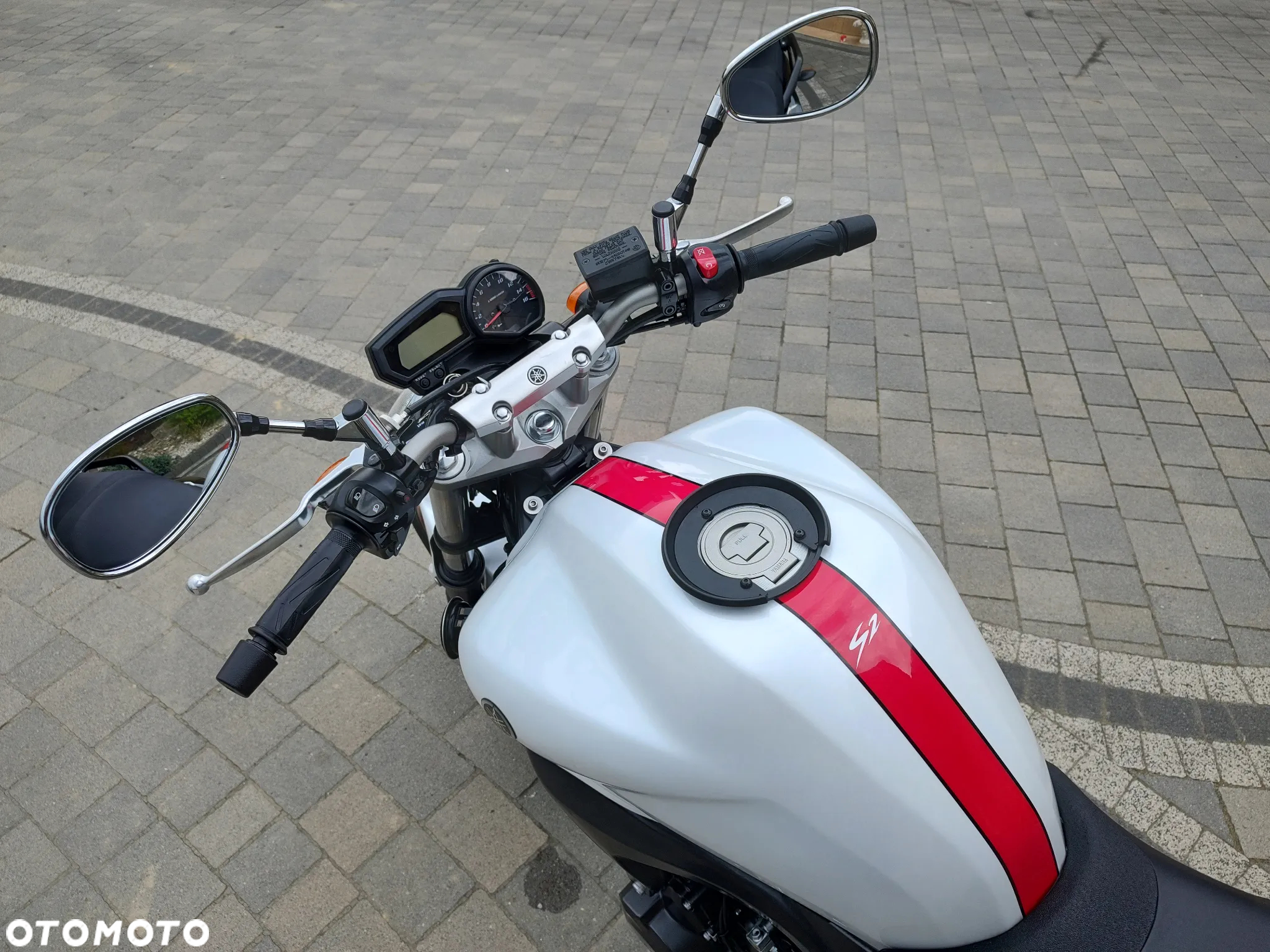 Yamaha FZ6 - 14