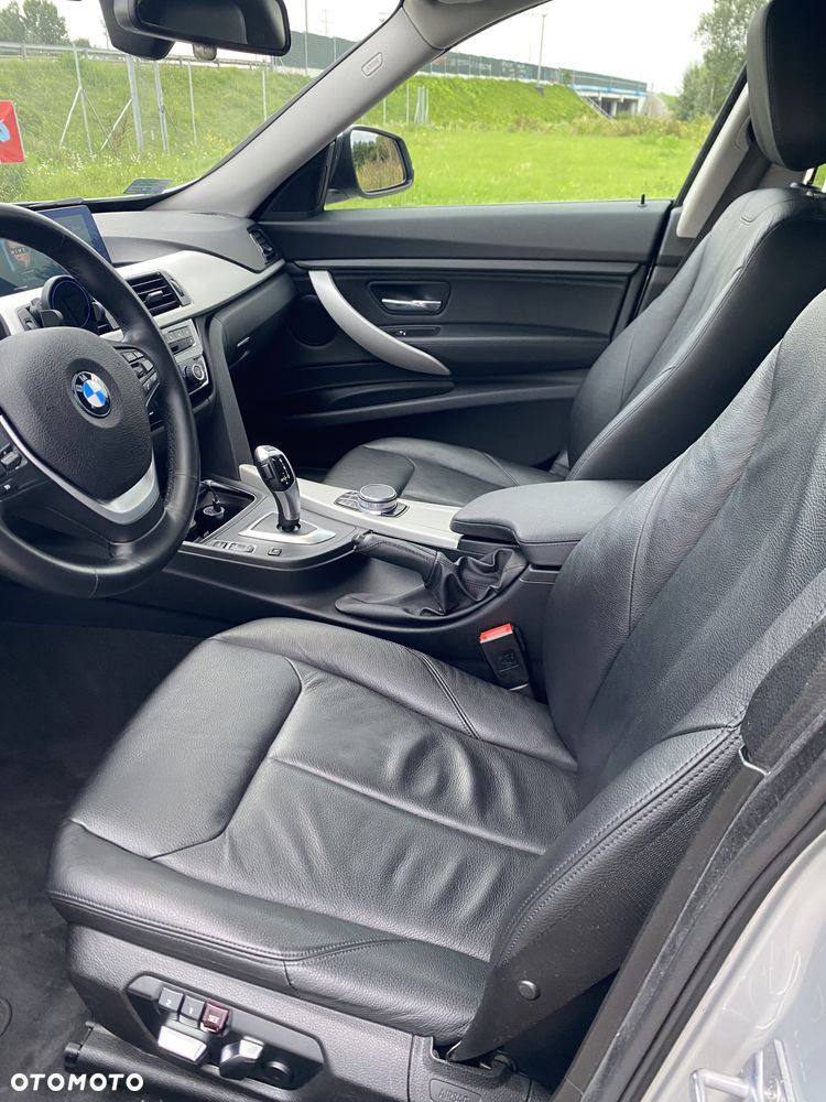BMW 3GT 320i Advantage - 10
