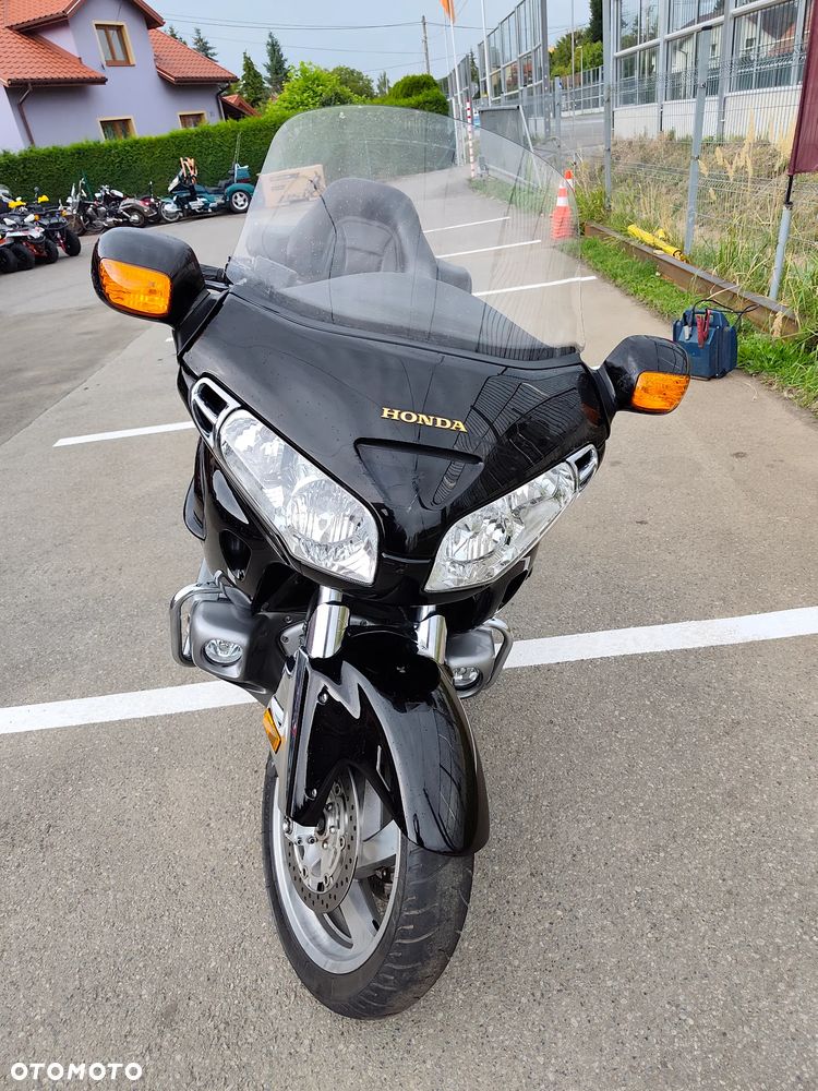 Honda GL - 6