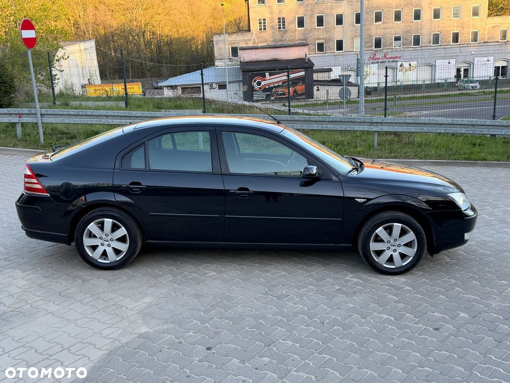 Ford Mondeo 1.8 Gold X - 6