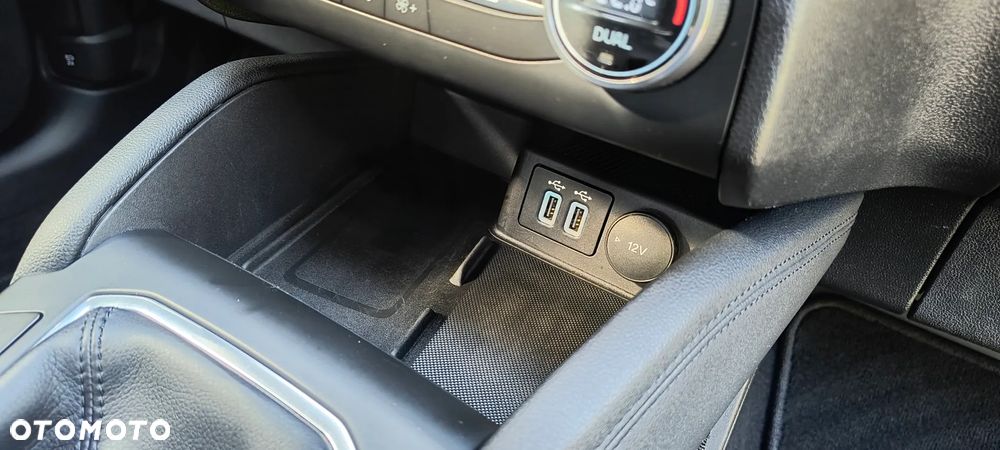 Ford Kuga 1.5 EcoBlue TITANIUM - 29