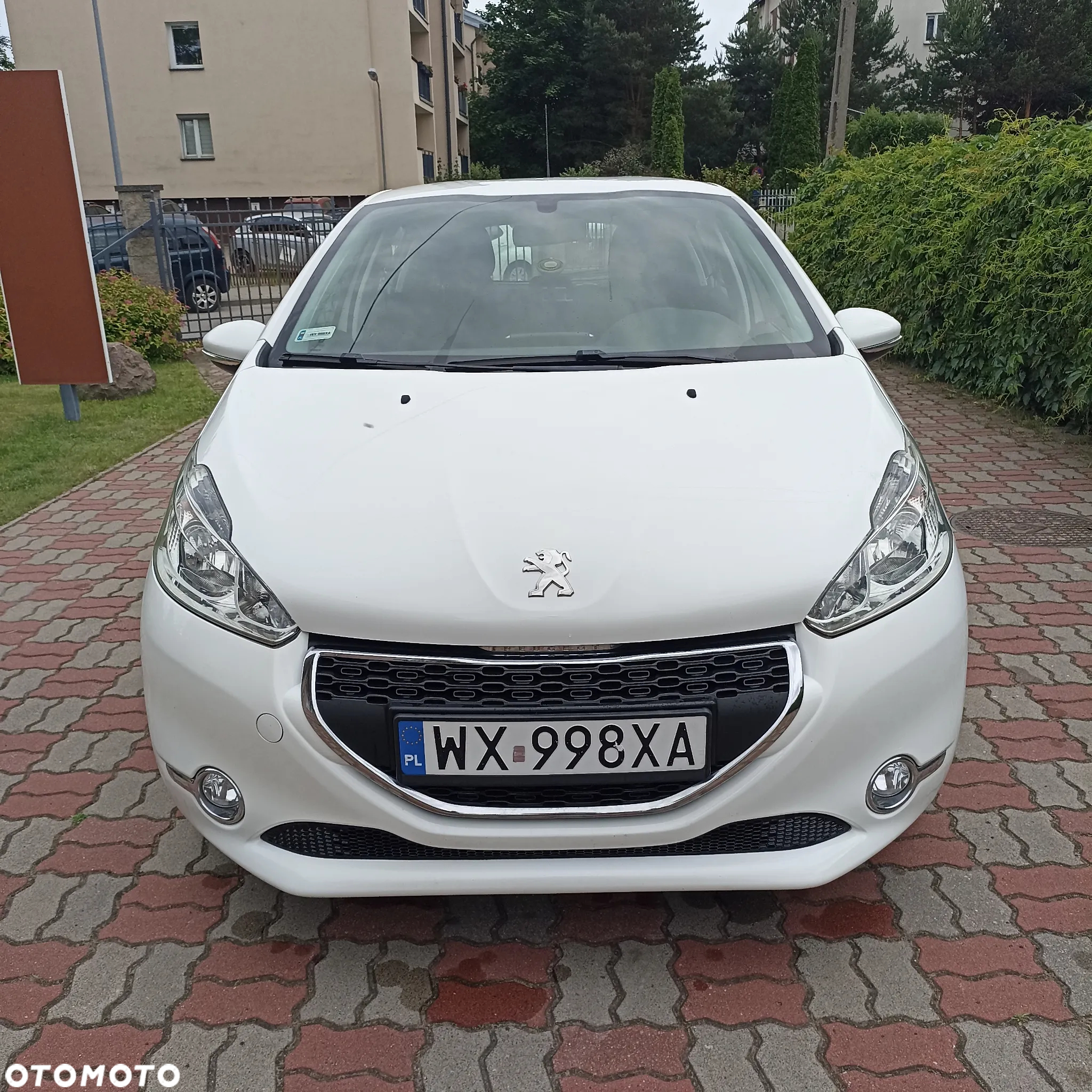 Peugeot 208 - 3