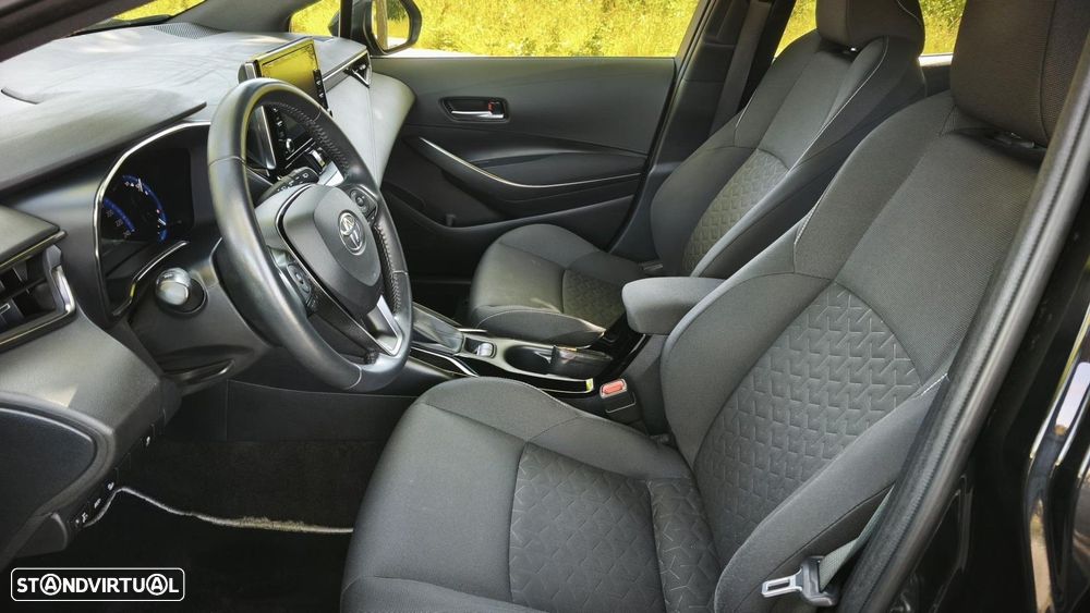 Toyota Corolla 1.8 Hybrid Comfort+P.Sport - 36