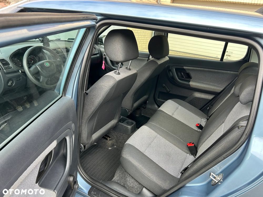 Skoda Fabia - 12