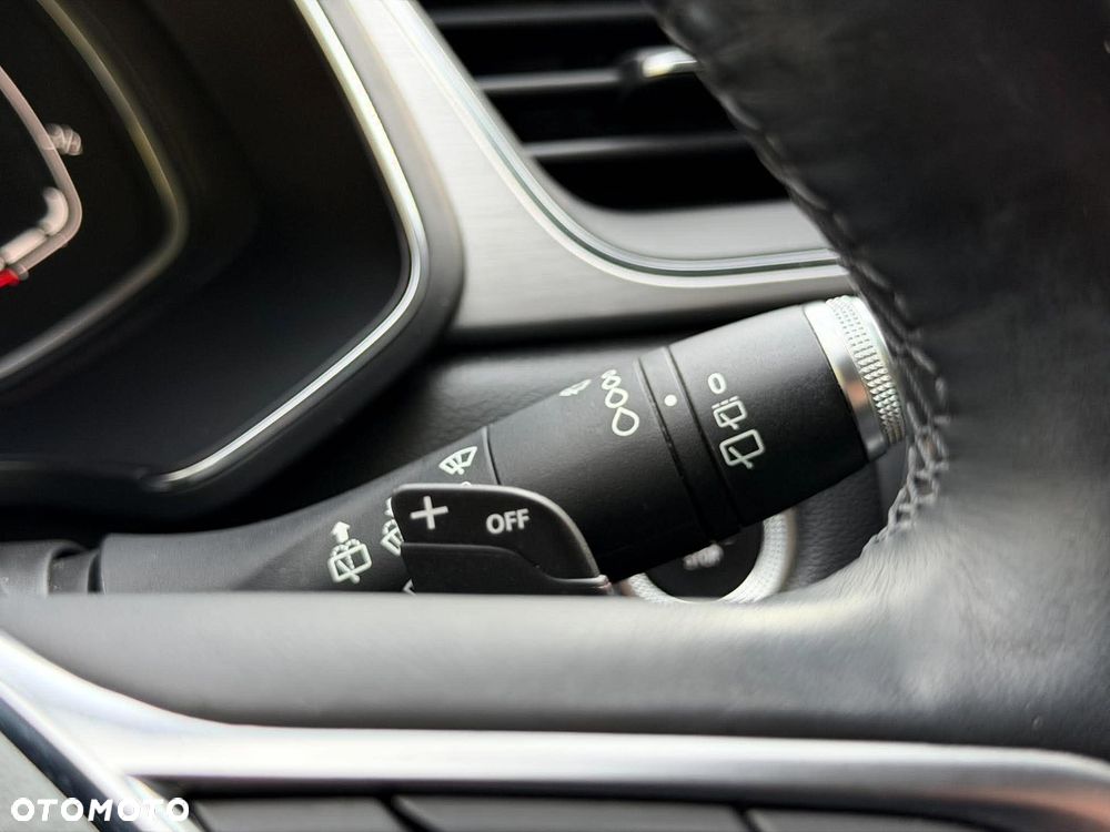 Renault Captur 1.3 TCe Intens EDC - 36