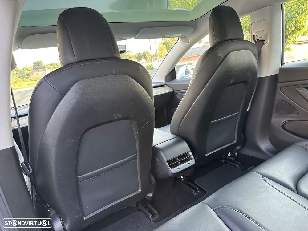 Tesla Model 3 Long-Range Dual Motor AWD - 47