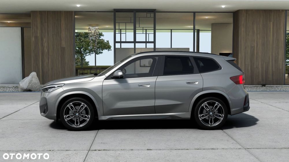 BMW X1 sDrive18i - 2