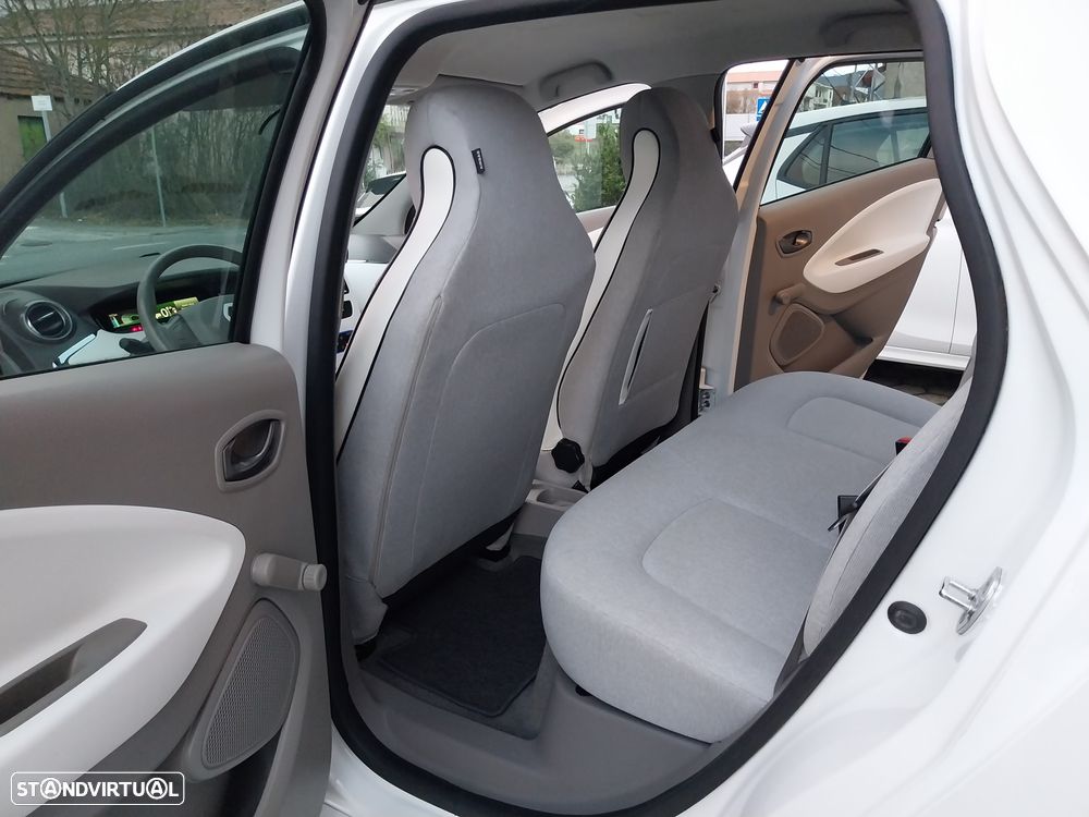 Renault Zoe (s/ Bateria) 41 kwh Intens - 17