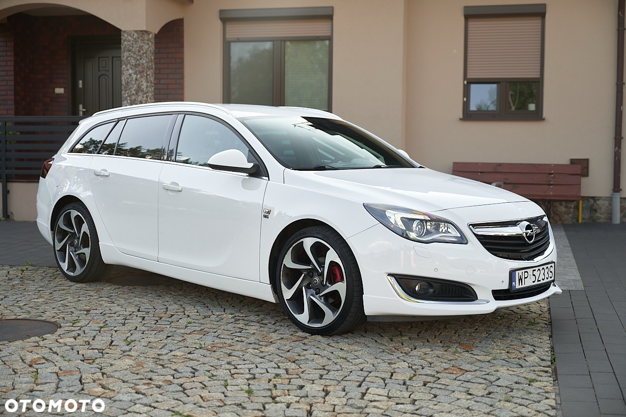 Opel Insignia - 12