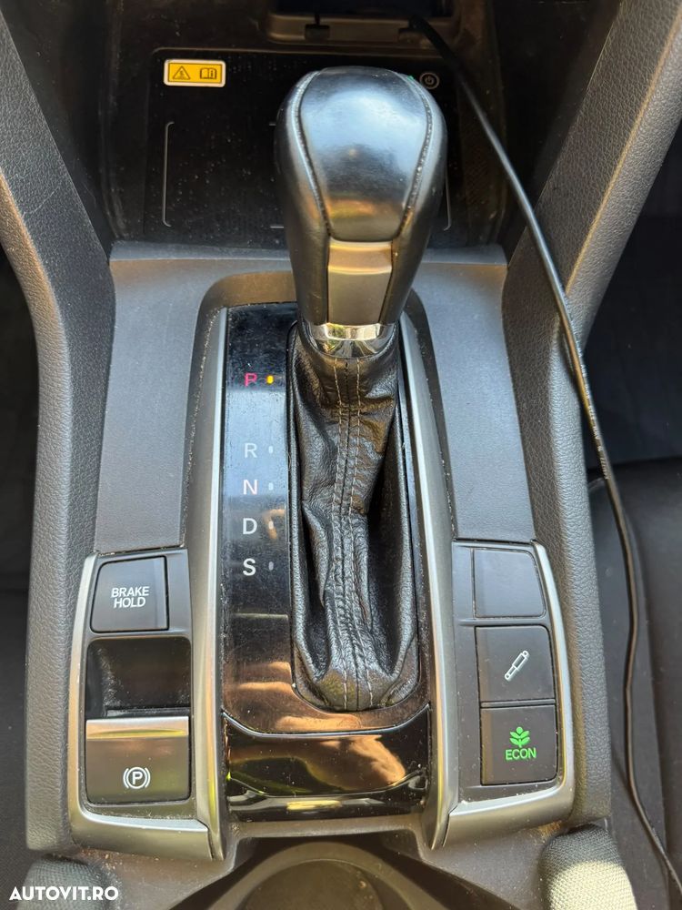 Honda Civic 1.5 VTEC Turbo CVT Sport Plus - 12
