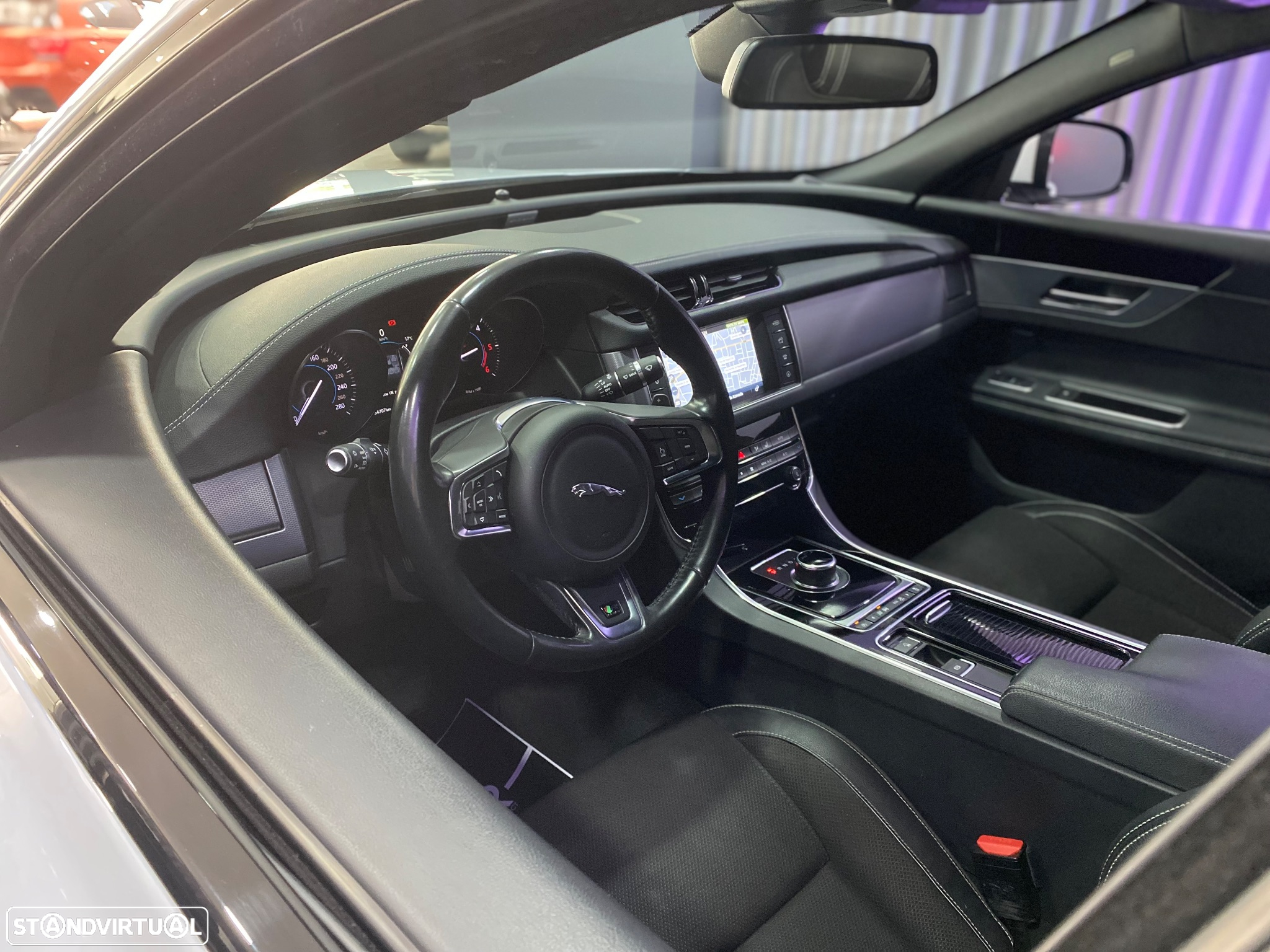 Jaguar XF 20d Aut. R-Sport - 5