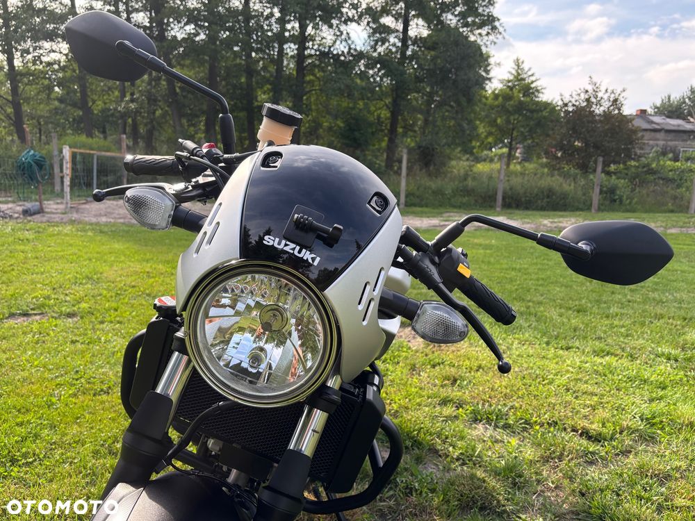 Suzuki SV - 7