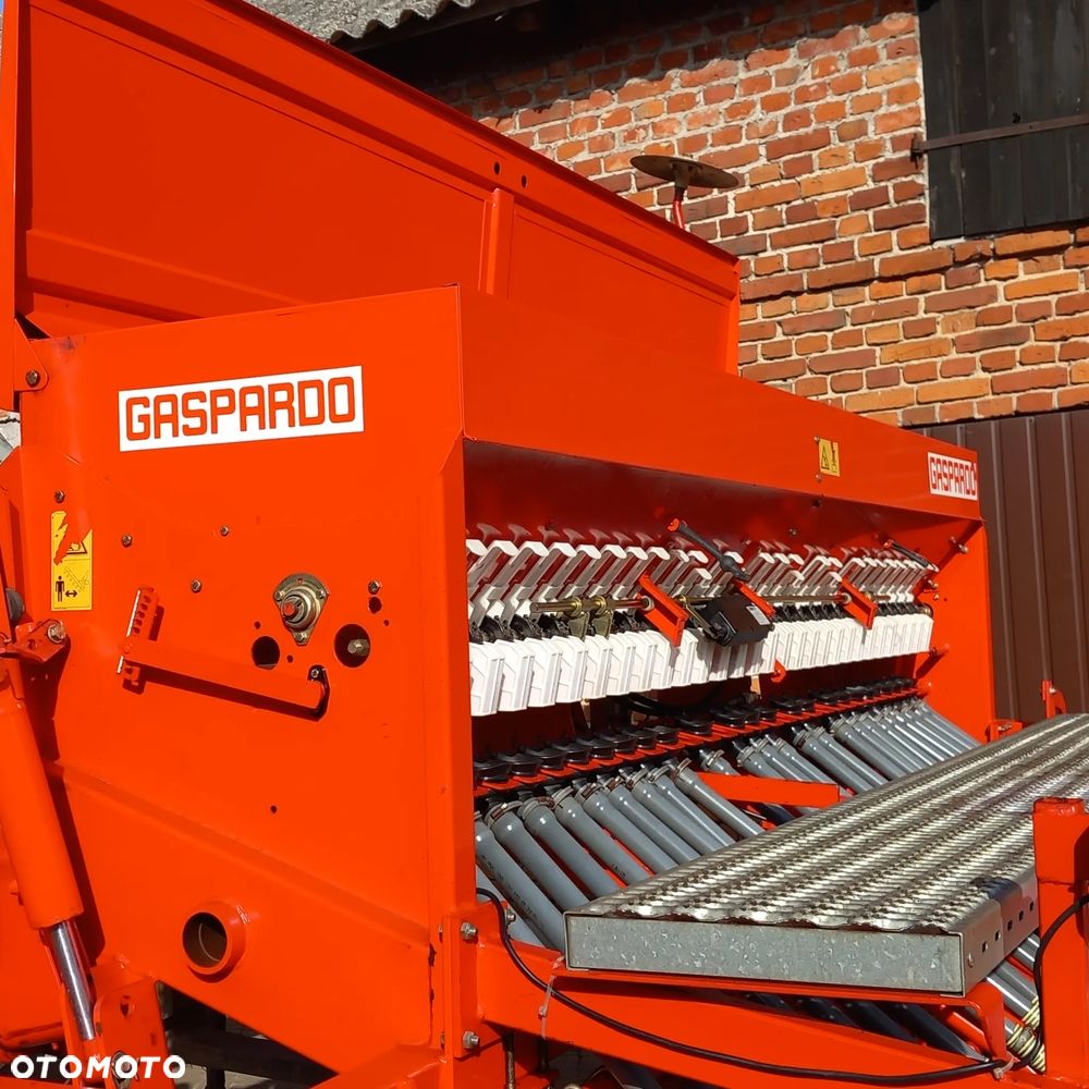 Gaspardo siewnik  nadbudowany 3 metry - 5