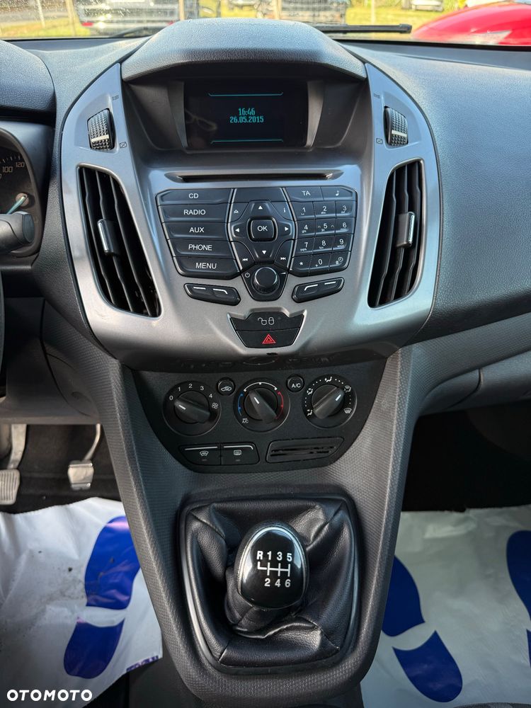 Ford Transit Connect - 19