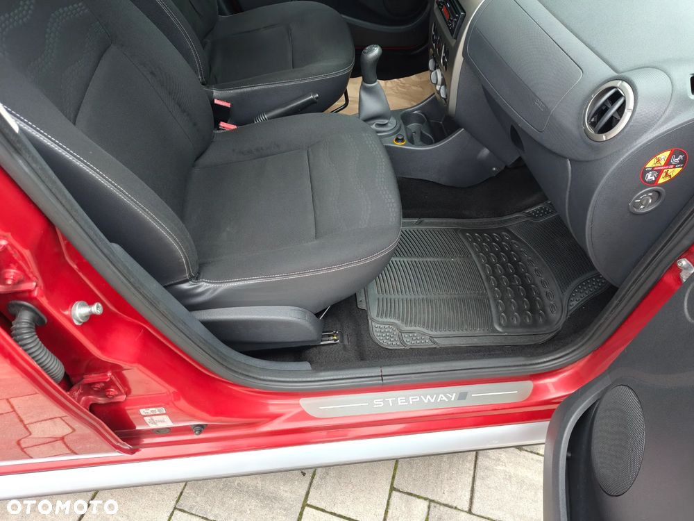 Dacia Sandero Stepway 1.6 - 27