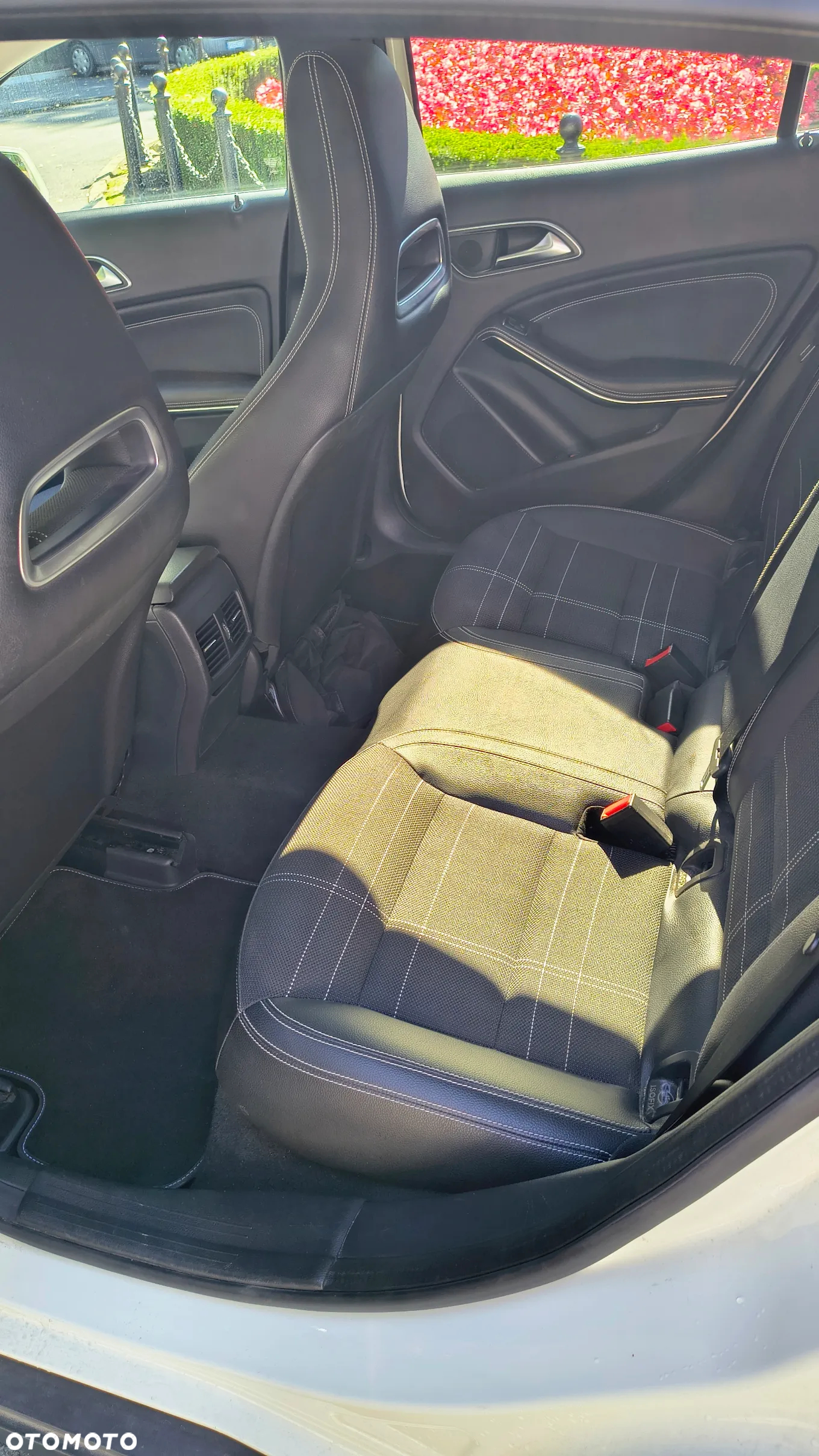 Mercedes-Benz GLA 250 4-Matic - 9