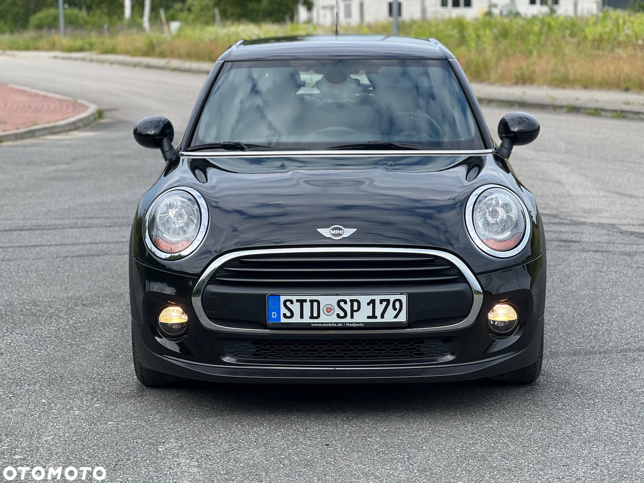 MINI ONE Standard - 3