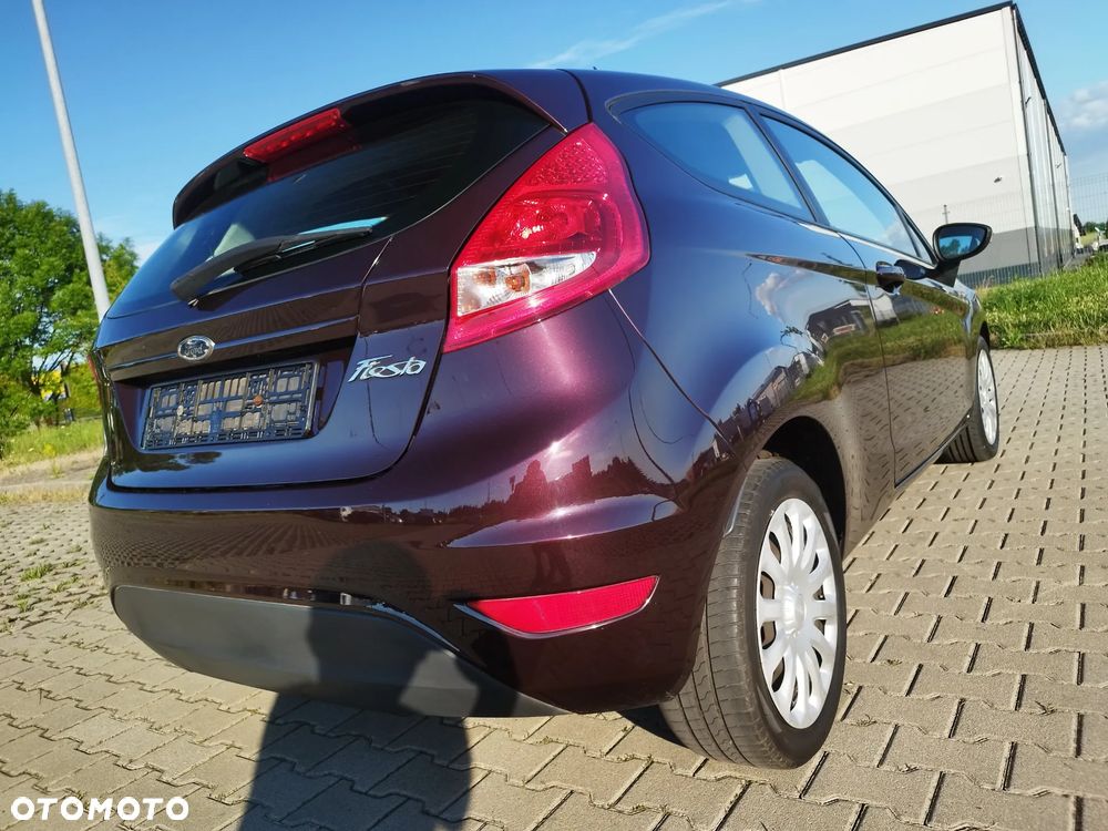 Ford Fiesta 1.4 Autom Trend - 8