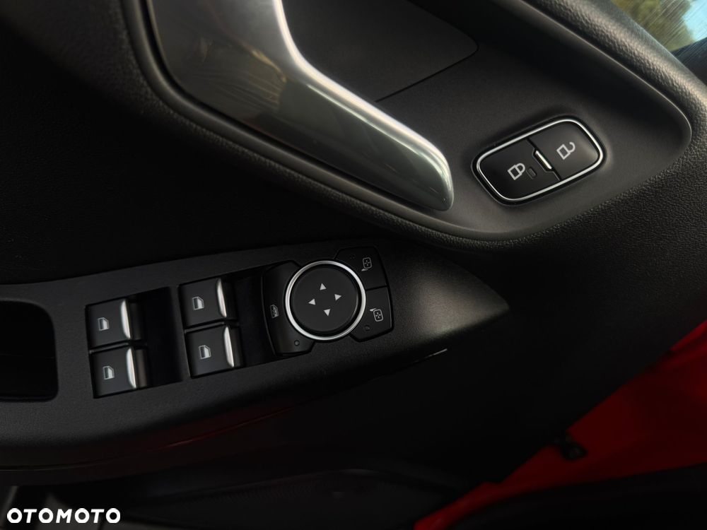 Ford Fiesta 1.1 S&S COOL&CONNECT - 11