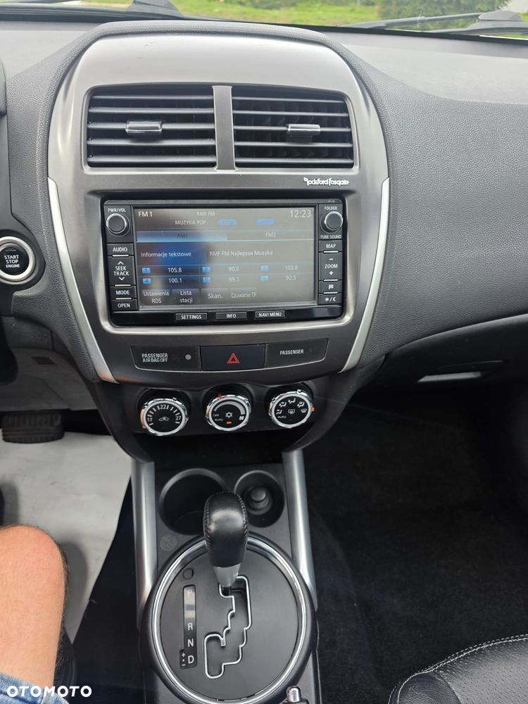 Mitsubishi ASX - 16